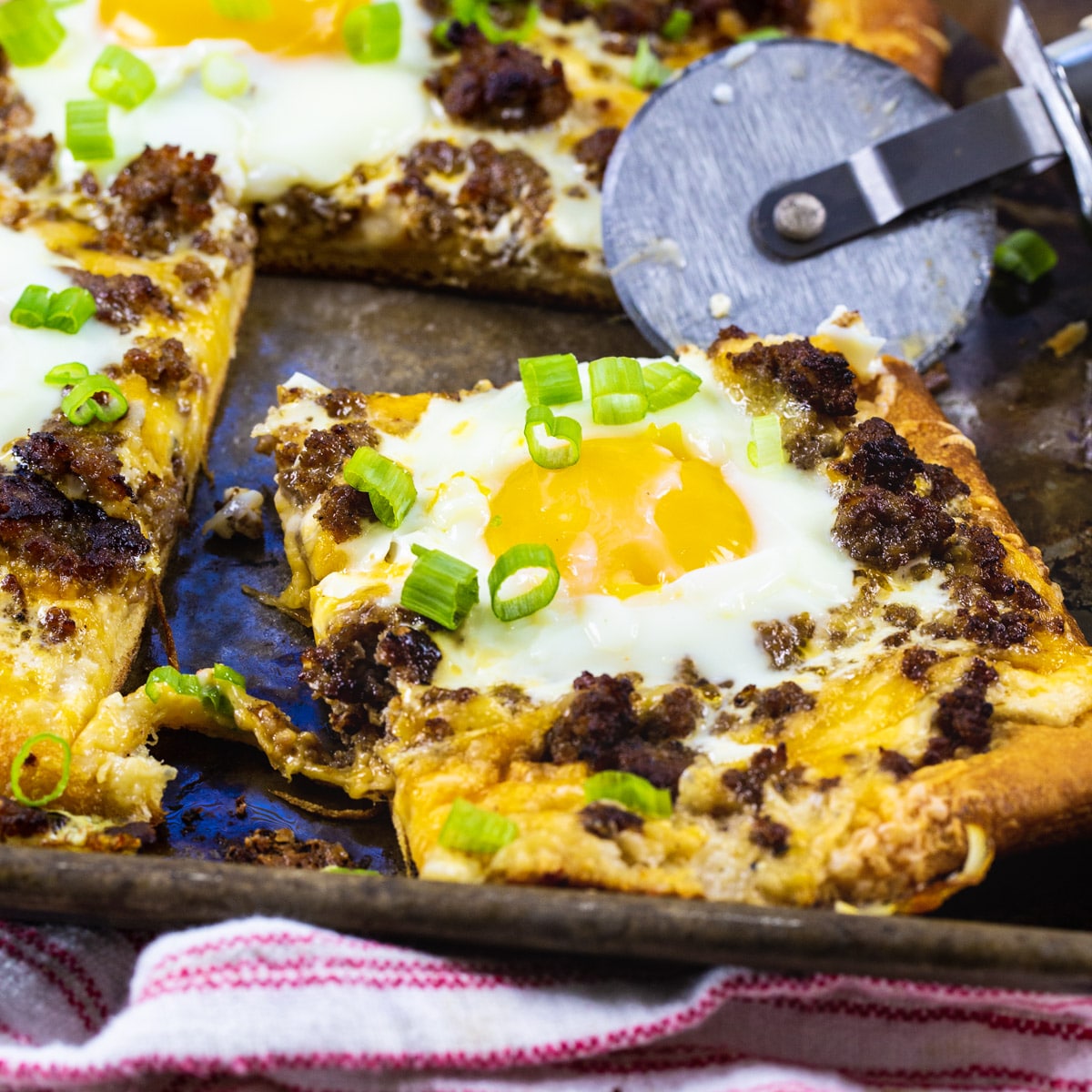 Breakfast Crescent Pizza