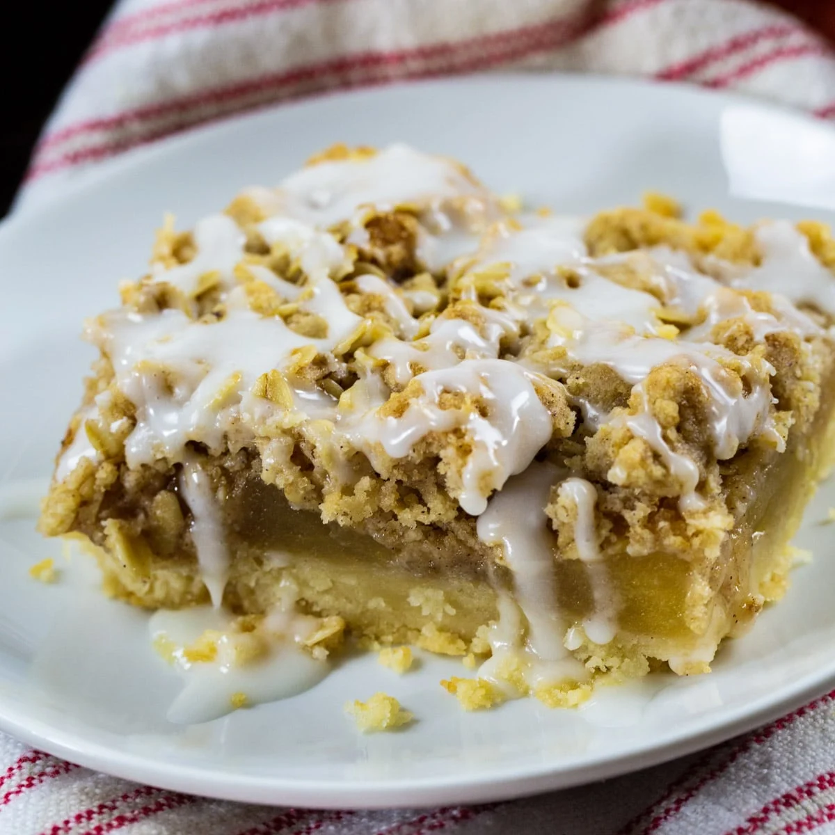 Oatmeal Crumb Apple Bars