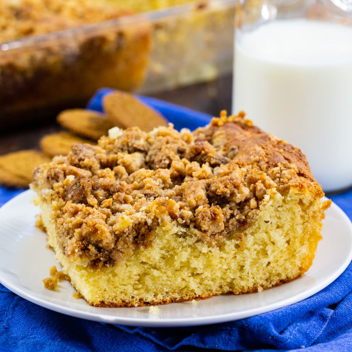 Gingersnap Toffee Coffee Cake