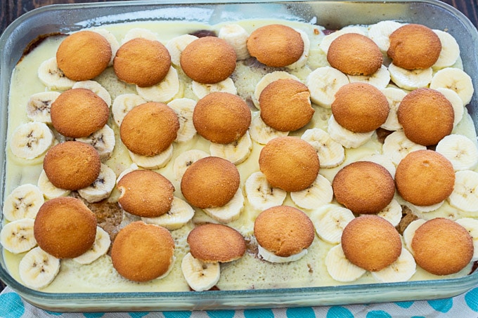 Layer of vanilla wafers on cake