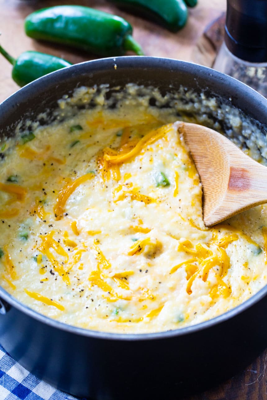 Jalapeno Cheddar Cheese Grits