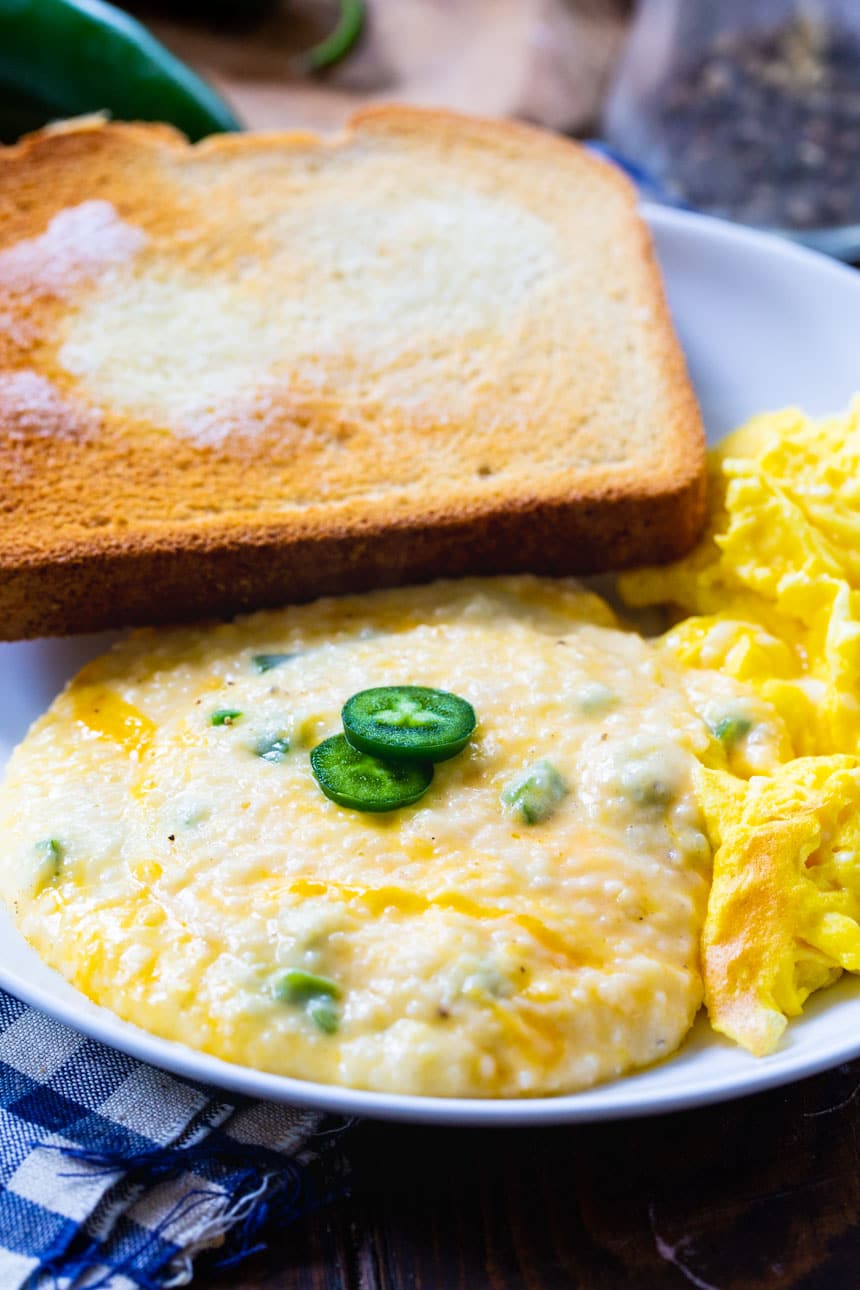 Jalapeno Cheddar Cheese Grits