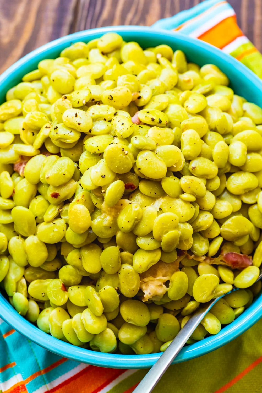 Lima Beans in a blue serving bowl.