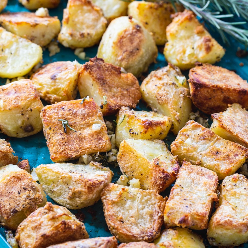 Super Crispy Roasted Potatoes