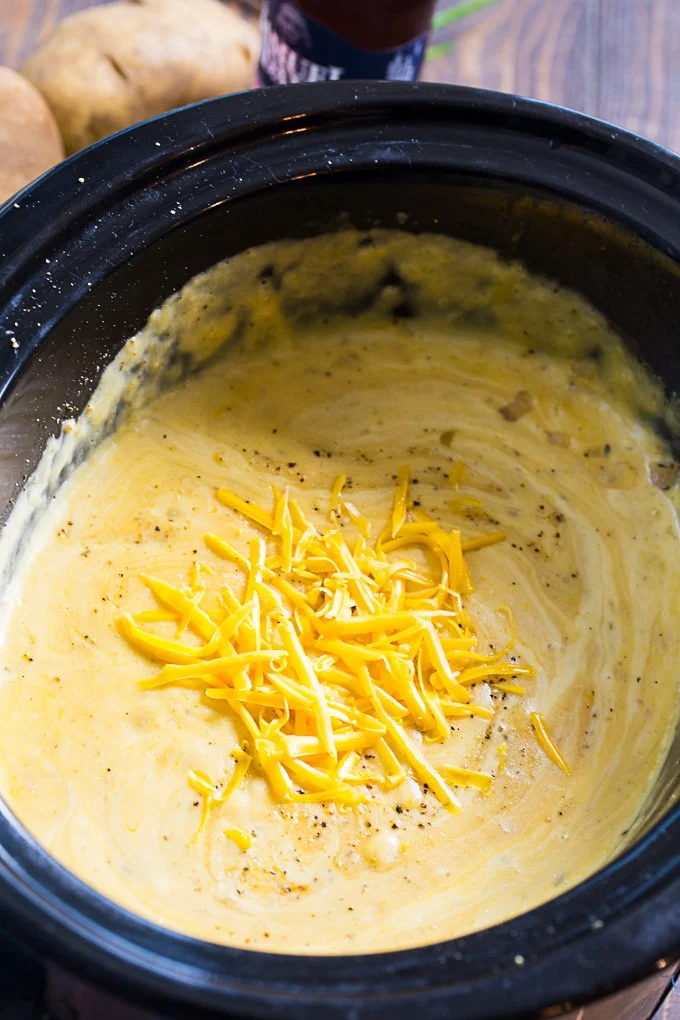Crock Pot Creamy Potato Beer Cheese Soup