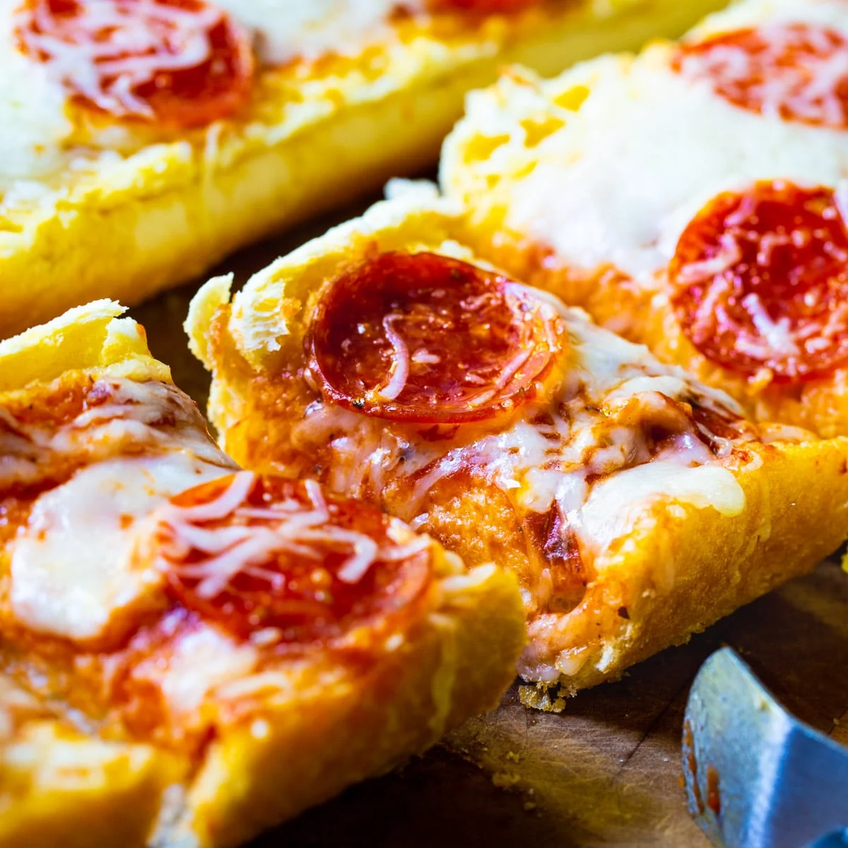 Garlic Bread Pizza
