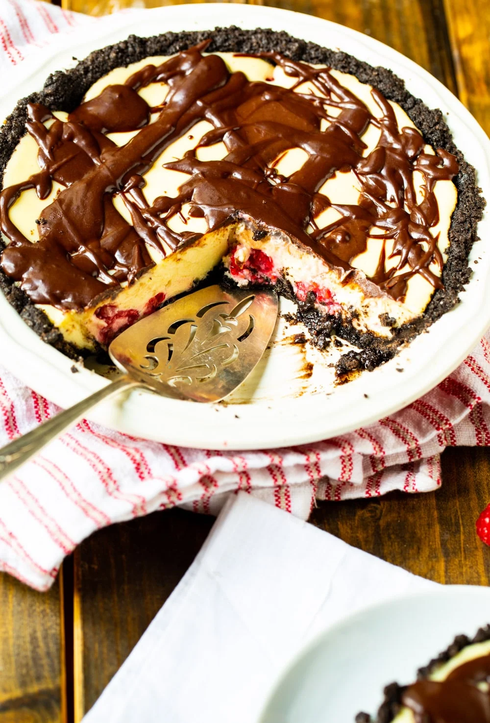 Raspberry Cream Cheese Pie in pie plate.