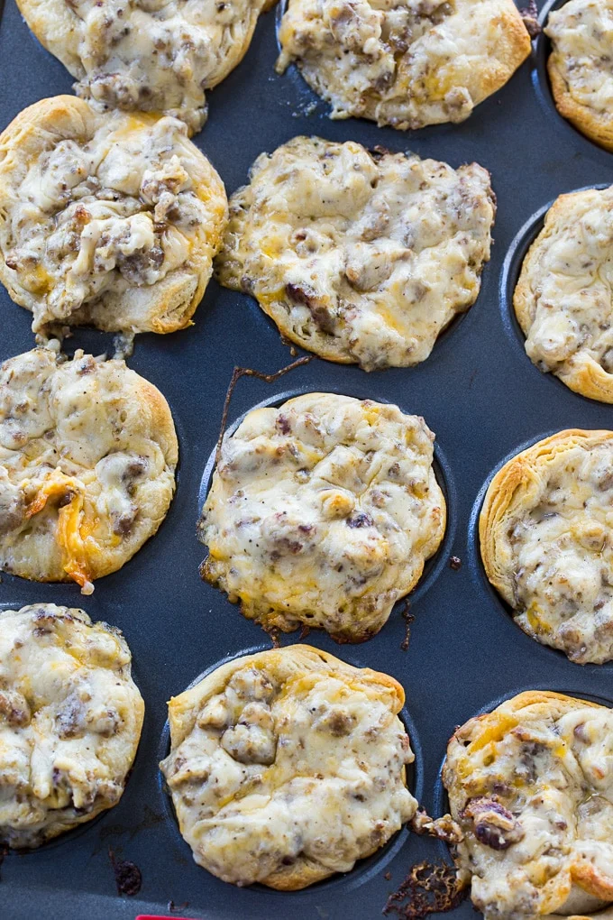 Sausage Gravy Biscuit Cups