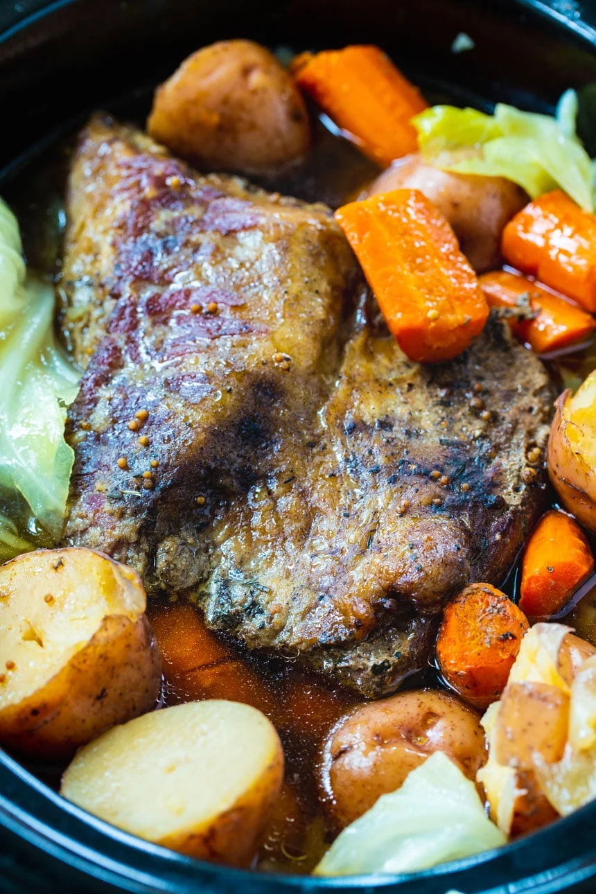 Slow Cooker Corned Beef and Cabbage