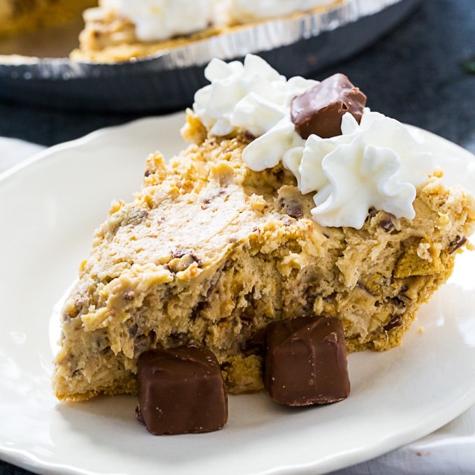 No Bake Snickers Pie