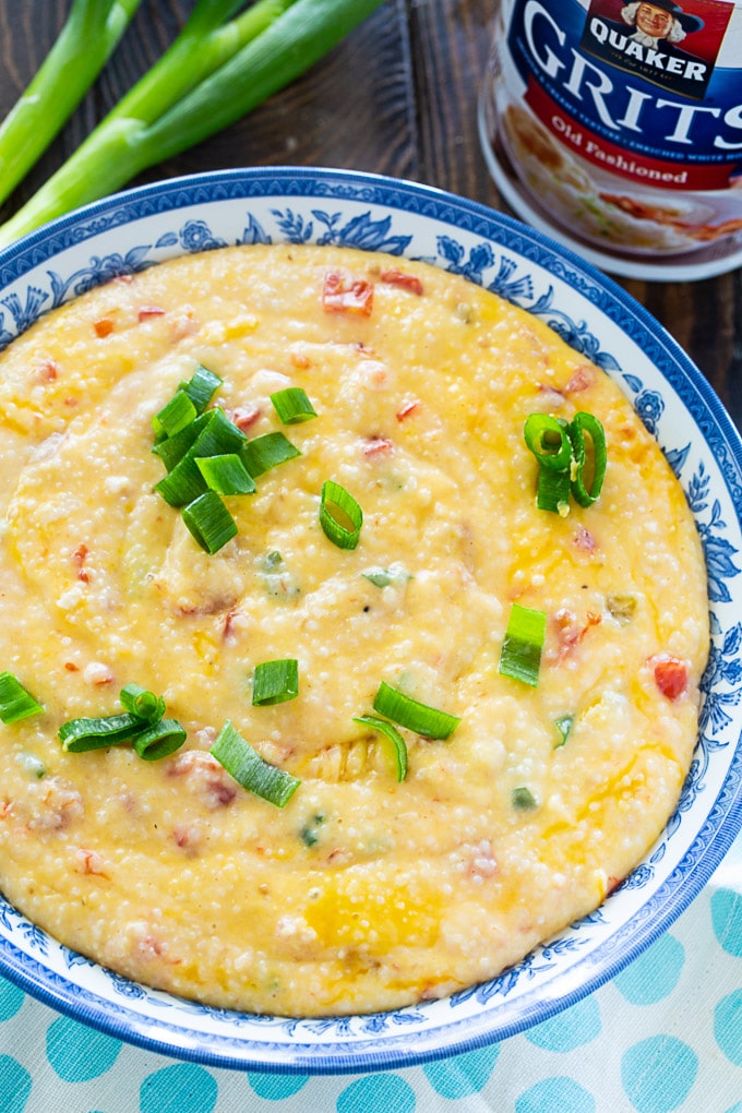 Bowl full of Cheesy Tomato Grits
