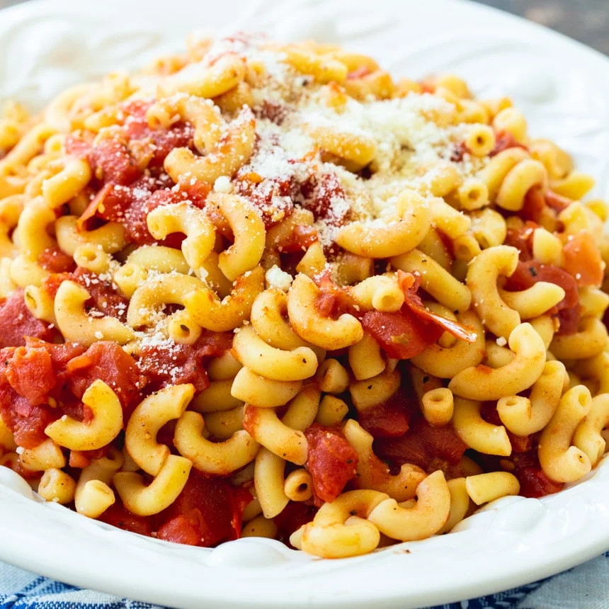 Macaroni and Tomatoes