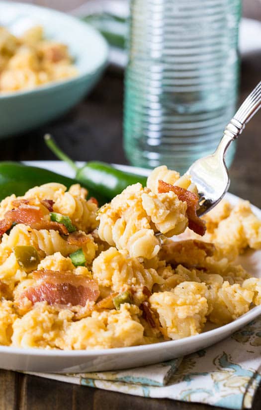 Slow Cooker Bacon Mac and Cheese