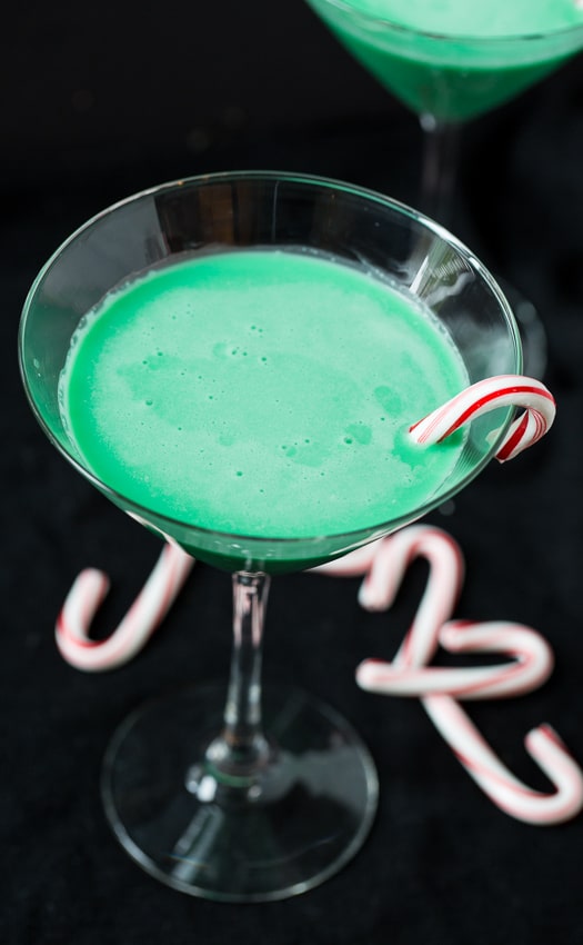 Grasshopper Cocktail - sweet and minty and perfect for the holidays.