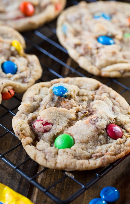 Halloween Candy Cookies - chop up your excess Halloween candy and add it to an easy cookie dough.