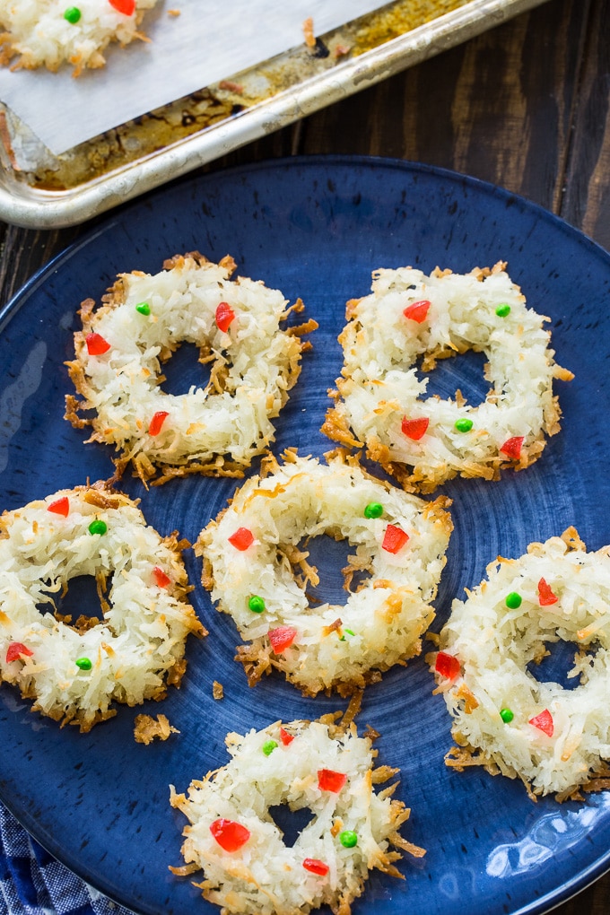 Macaroon Wreaths- only 4 ingredients!