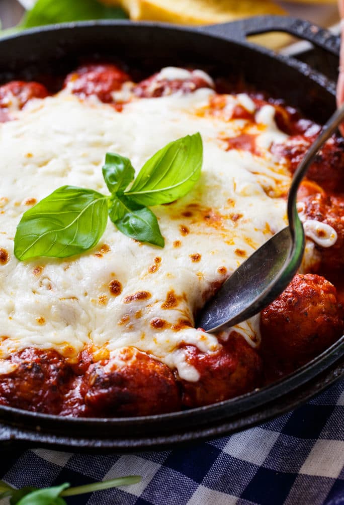 Cheesy Meatballs in Marinara Sauce