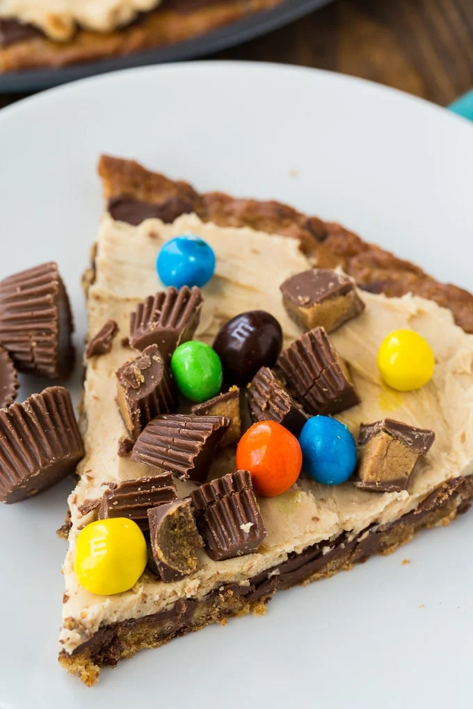 Peanut Butter Cup Dessert Pizza