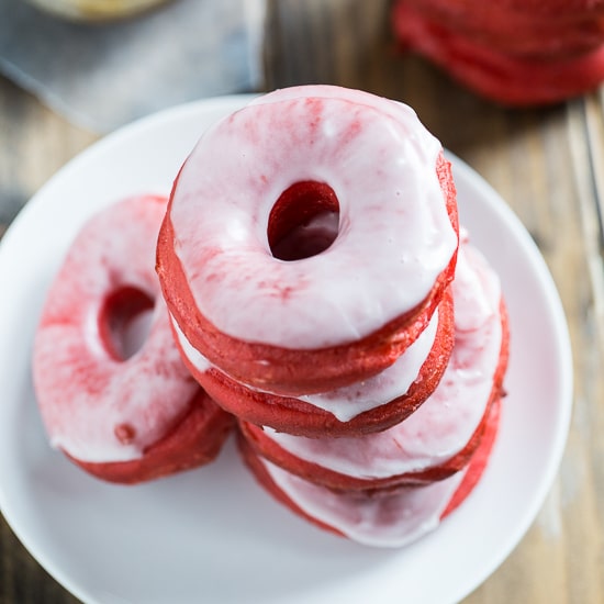 Red Velvet Donuts. Perfect for Valentine's Day #doughnuts