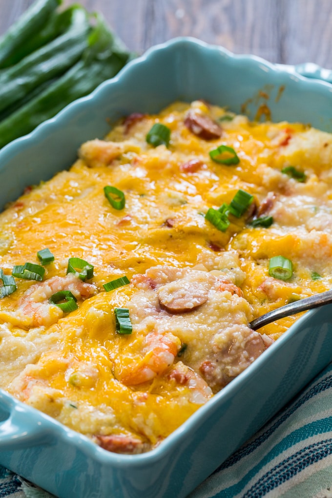 Cheesy Shrimp and Grits Casserole