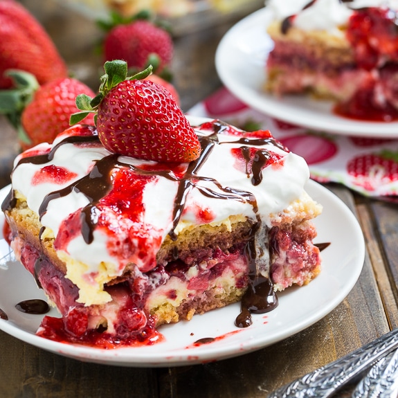 No-Bake Strawberry Lasagna